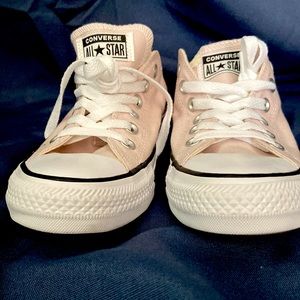 Converse All Stars- Light Pink